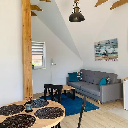 Stacja Morze 아파트 얀타르